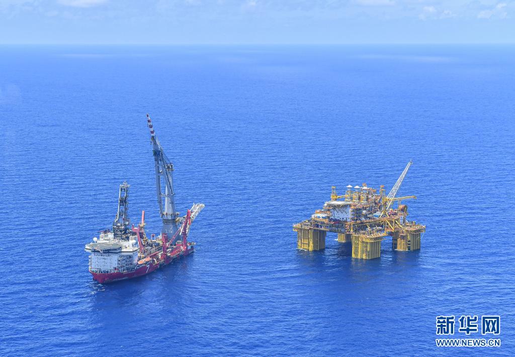探访我国十万吨级深水生产储油平台——“深海一号”能源站