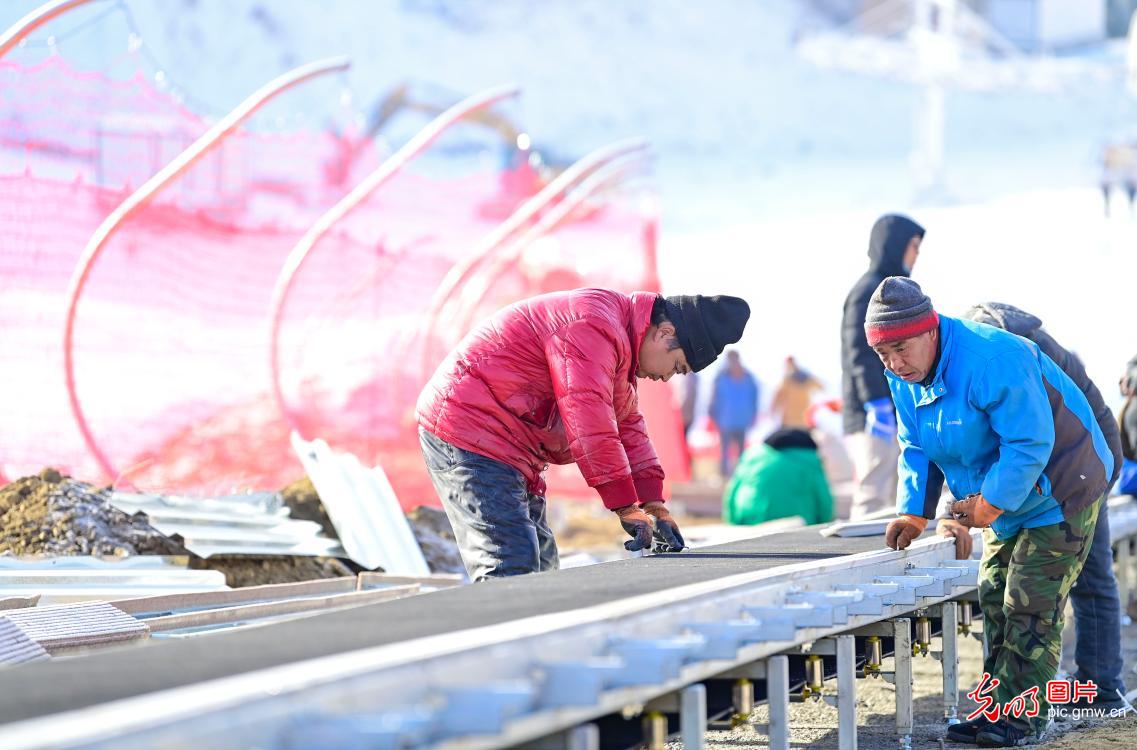 呼和浩特：马鬃山滑雪场即将建成开谈球吧体育放(图1)