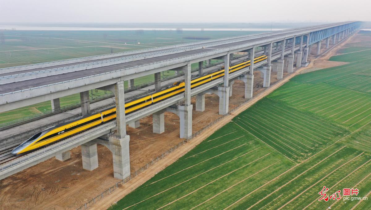濮阳郑济铁路图片