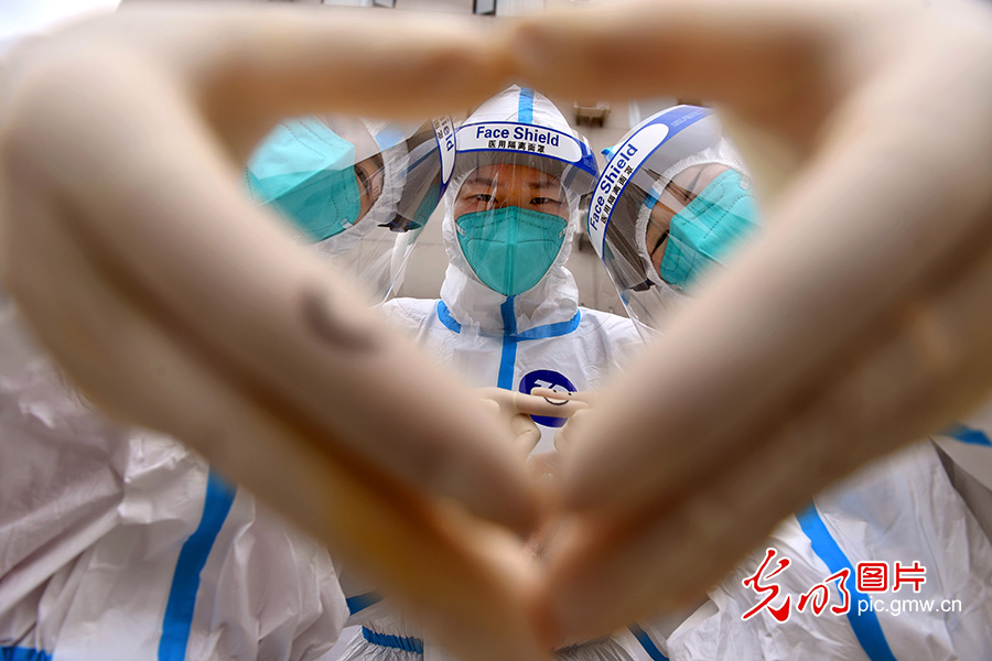 【光明图刊】浙江余姚：14天隔离点战“疫”纪实