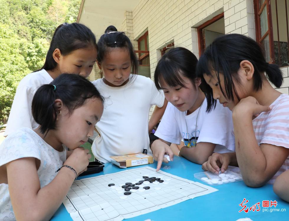 大学生暑期支教暖童心