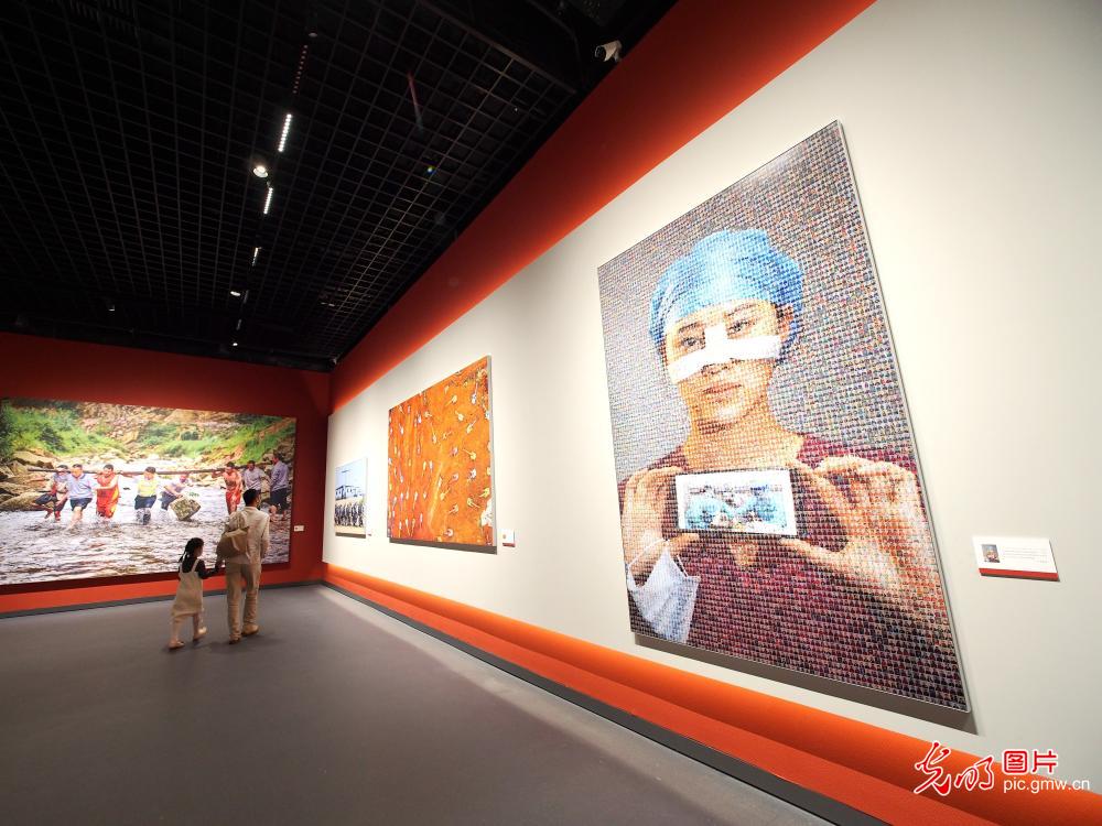 “筑梦——我们的新时代美术摄影作品展”在京举办
