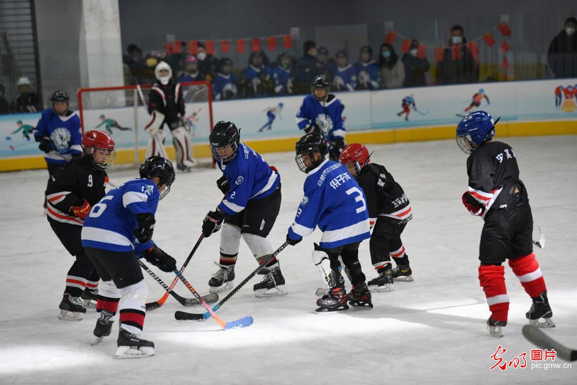 2022安徽合肥青少年冰球挑战赛开赛