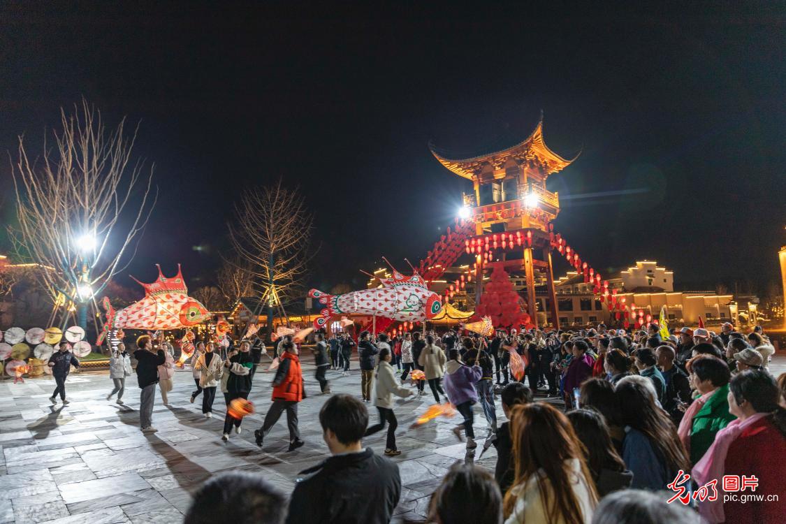 “夜经济”让城市焕发新活力
