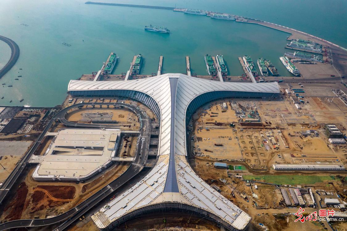 海口：加快枢纽建设 助力自贸港发展