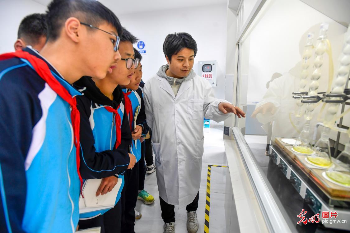 江西宜春：学习污水处理 共迎“世界水日”