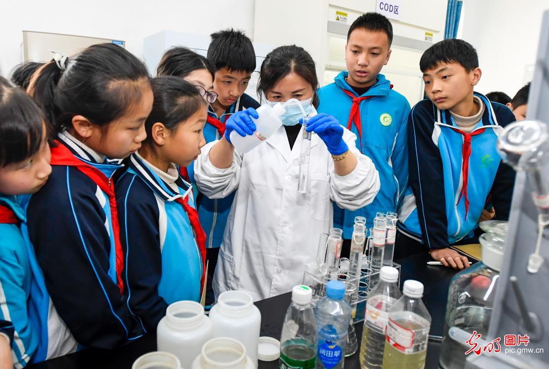 江西宜春：学习污水处理 共迎“世界水日”