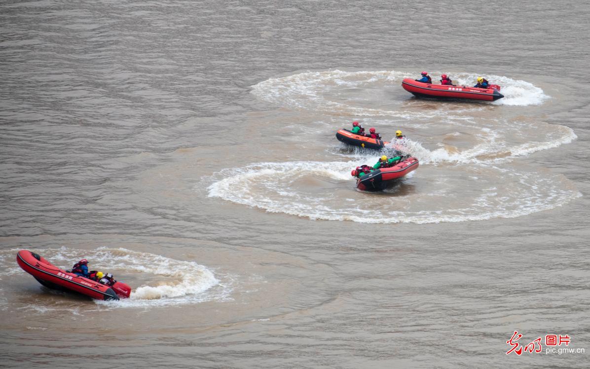 广西2023年水域灾害事故救援跨区域实战演练在梧州举行