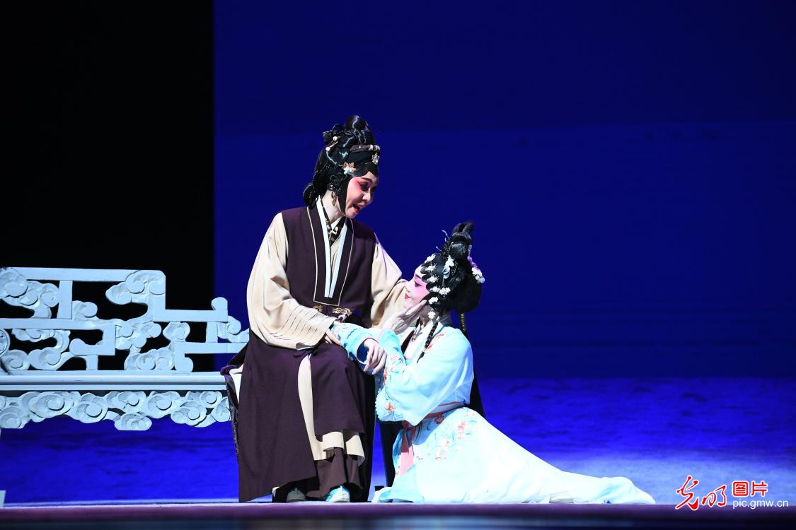 戏曲音乐剧《妈祖》在广州首演