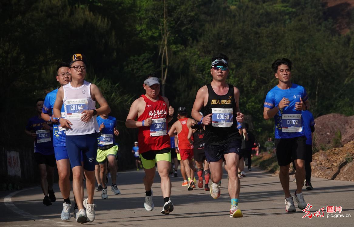 马拉松赛事 点燃全民户外运动热情 马拉松赛事 点燃全民户外运动热情