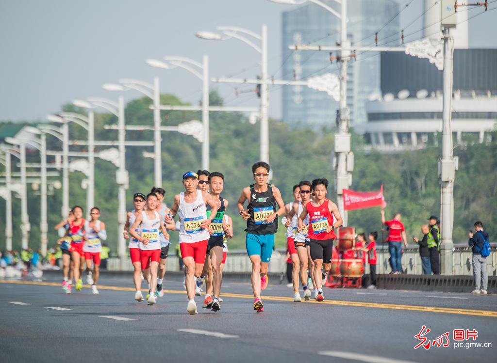 2023武汉马拉松开跑