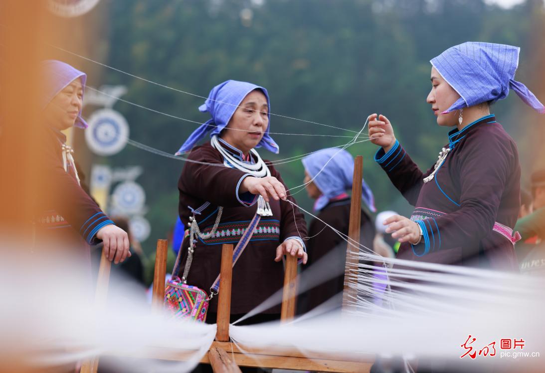 侗族大戊梁歌会在湖南通道举行 侗族大戊梁歌会在湖南通道举行