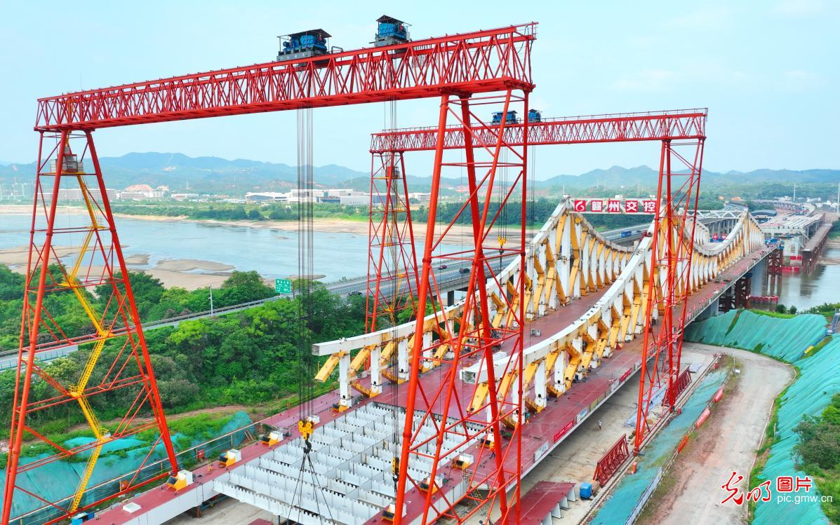 国内首个全K型桁架结构大桥施工