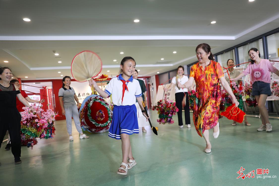 非遗进校园 文化润童心 非遗进校园 文化润童心