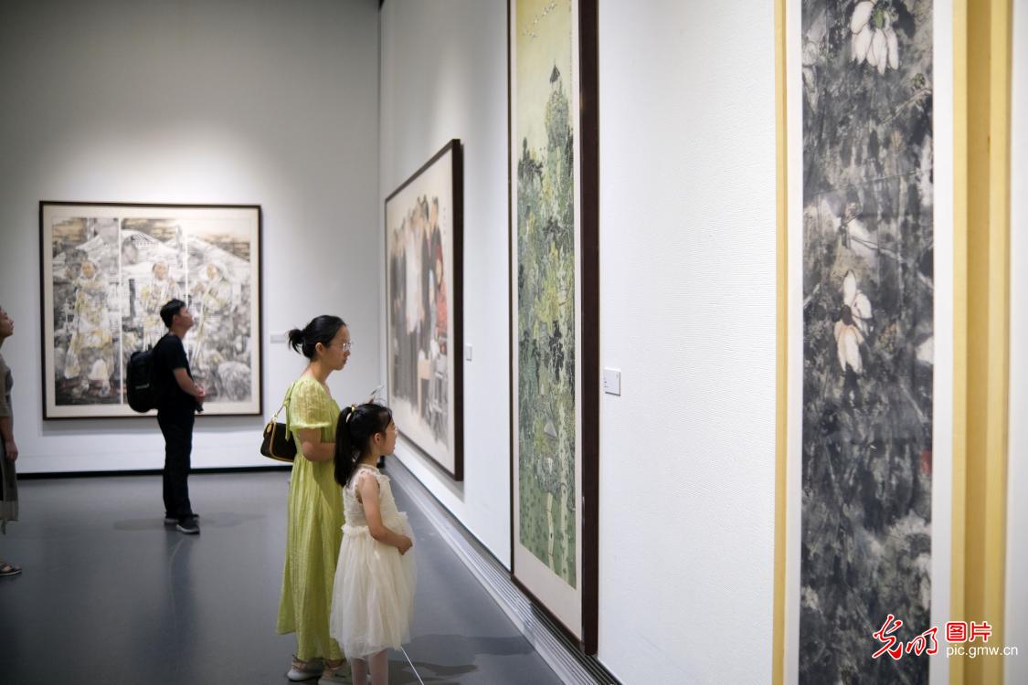 江苏省美术馆藏历届百家金陵获奖作品展开幕 江苏省美术馆藏历届百家金陵获奖作品展开幕