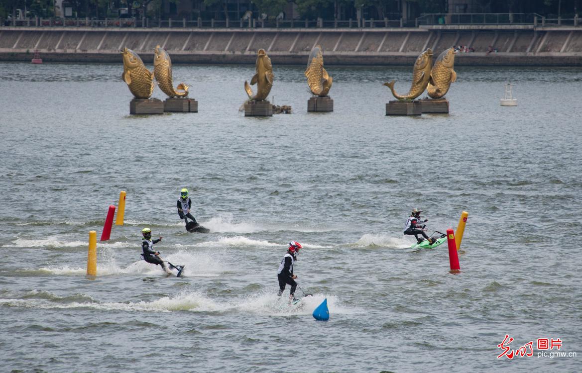 全国电动冲浪板锦标赛开赛