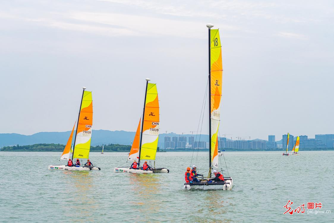 中国家庭帆船赛在苏州开赛