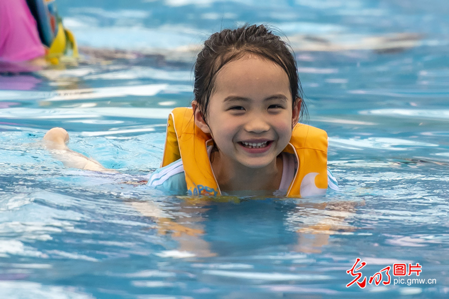 【夏日凉滋味】高温催热夏日“清凉经济”