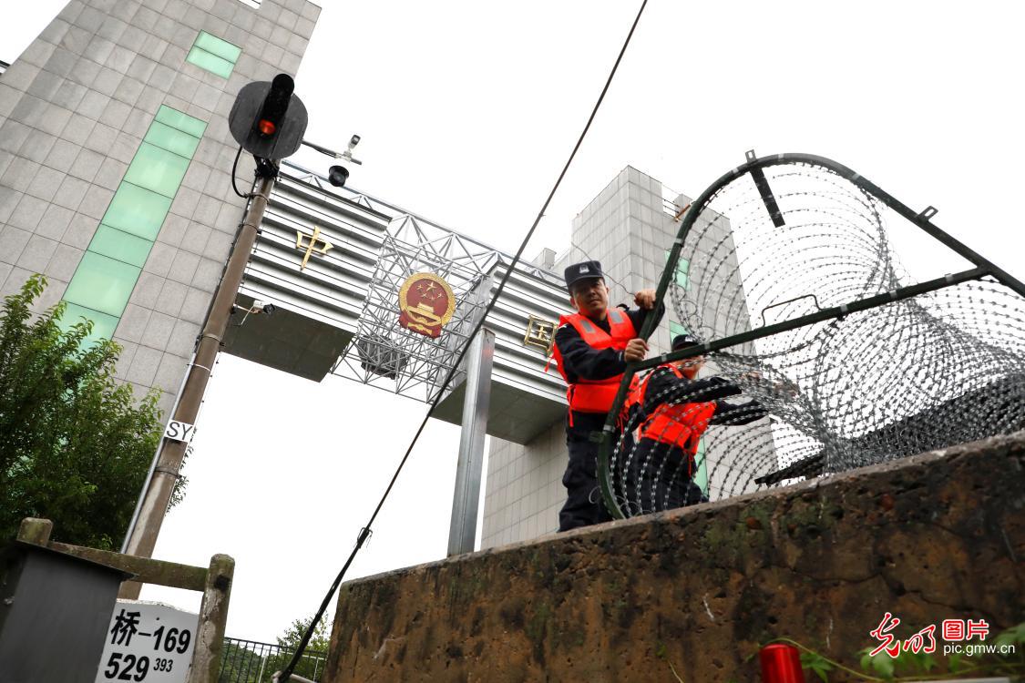 【抗洪第一线】台风“卡努”来袭 吉林图们口岸严阵以待