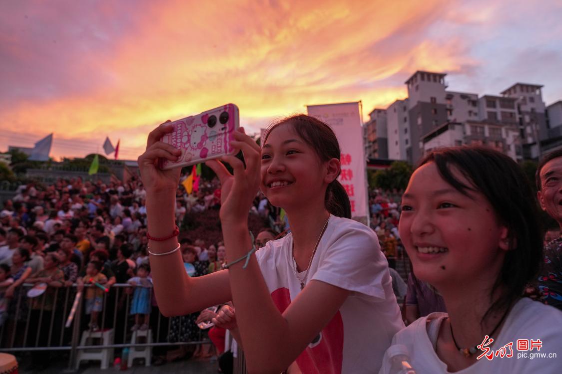 【活力乡村】“村BA”持续上演 让乡村玩起来乐起来富起来