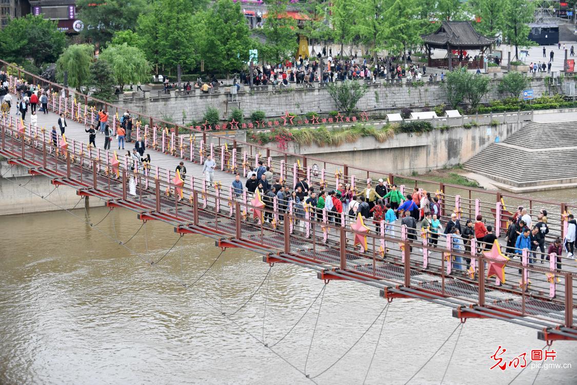 五一假期旅游热 五一假期旅游热