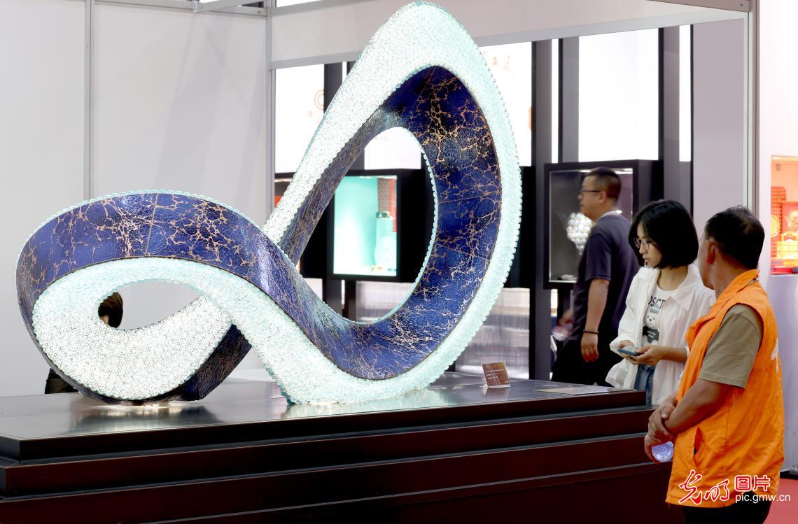 2024中国工艺美术博览会在福州开幕