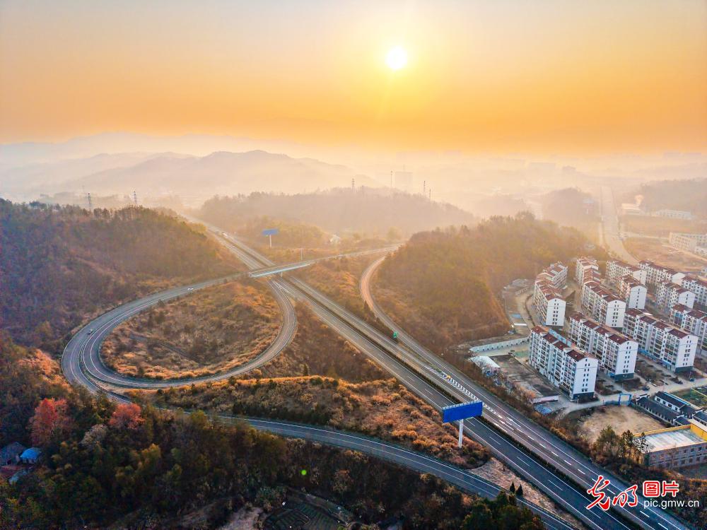 水墨公路