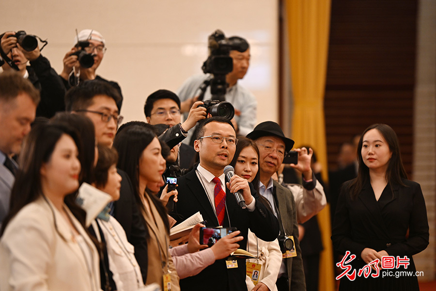 【两会“镜”相】十四届全国人大三次会议第二场“部长通道”集中采访活动举行