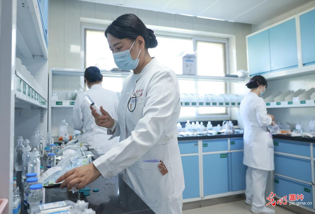 国际护士节丨白衣执甲诠释南丁格尔精神