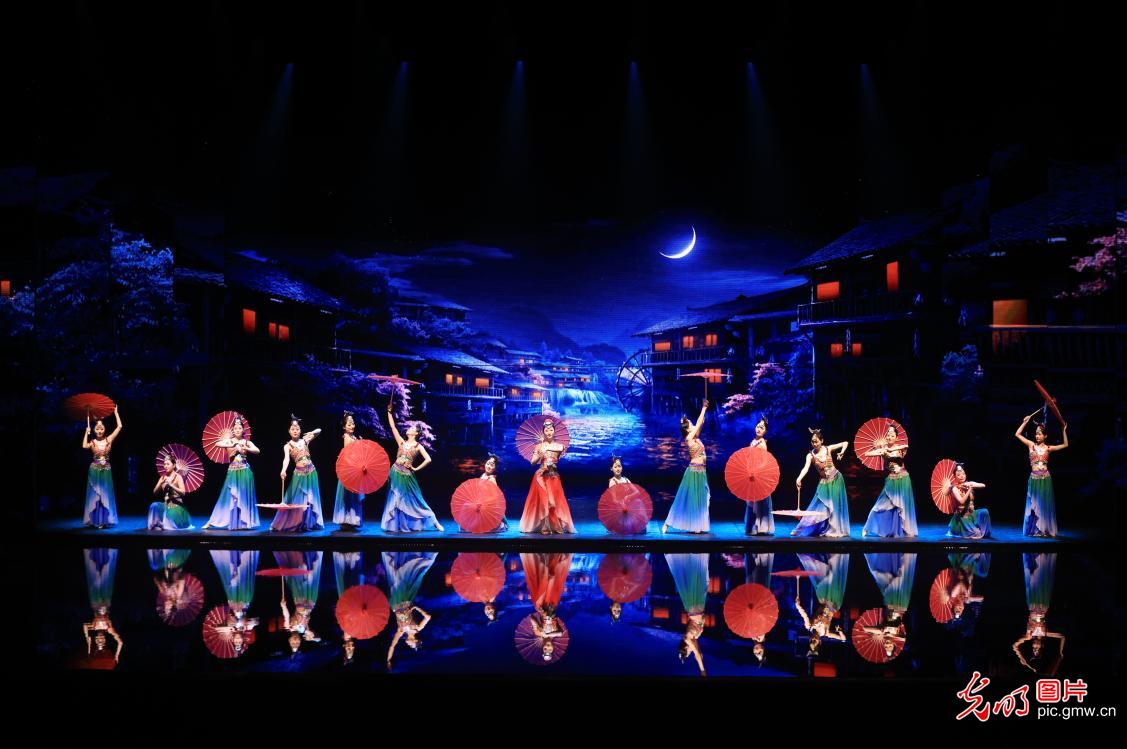 演艺夜经济 拉动消费新动能 演艺夜经济 拉动消费新动能