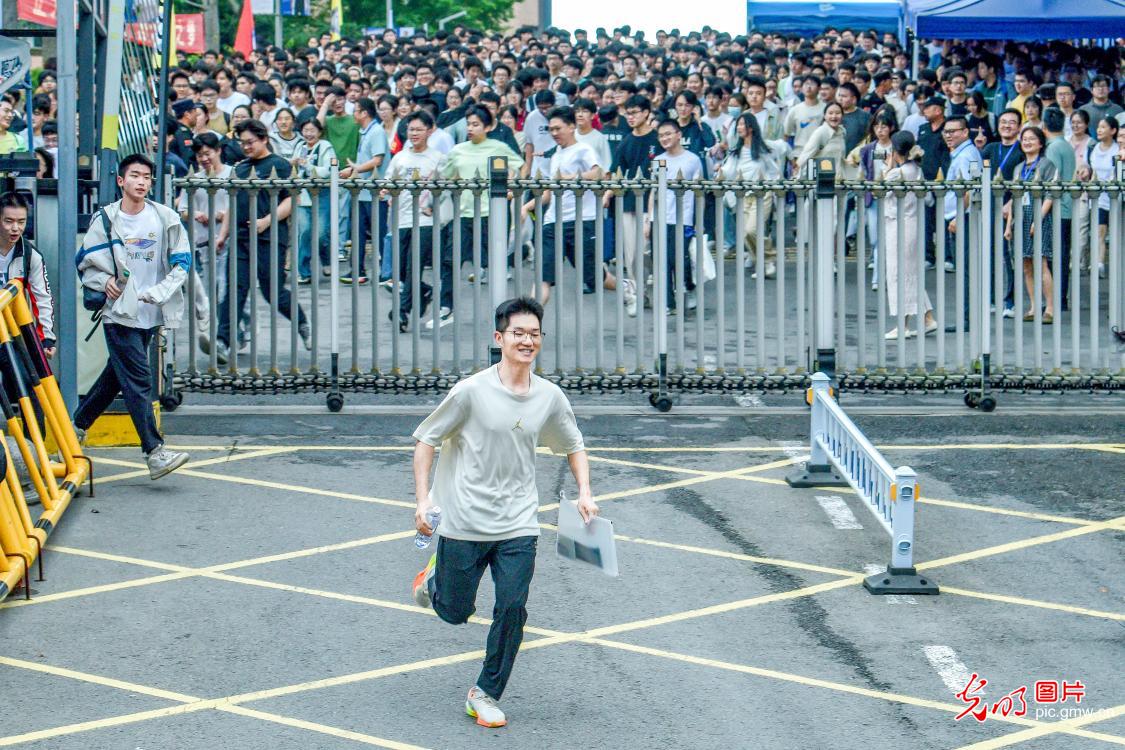 高考收官 未来可期