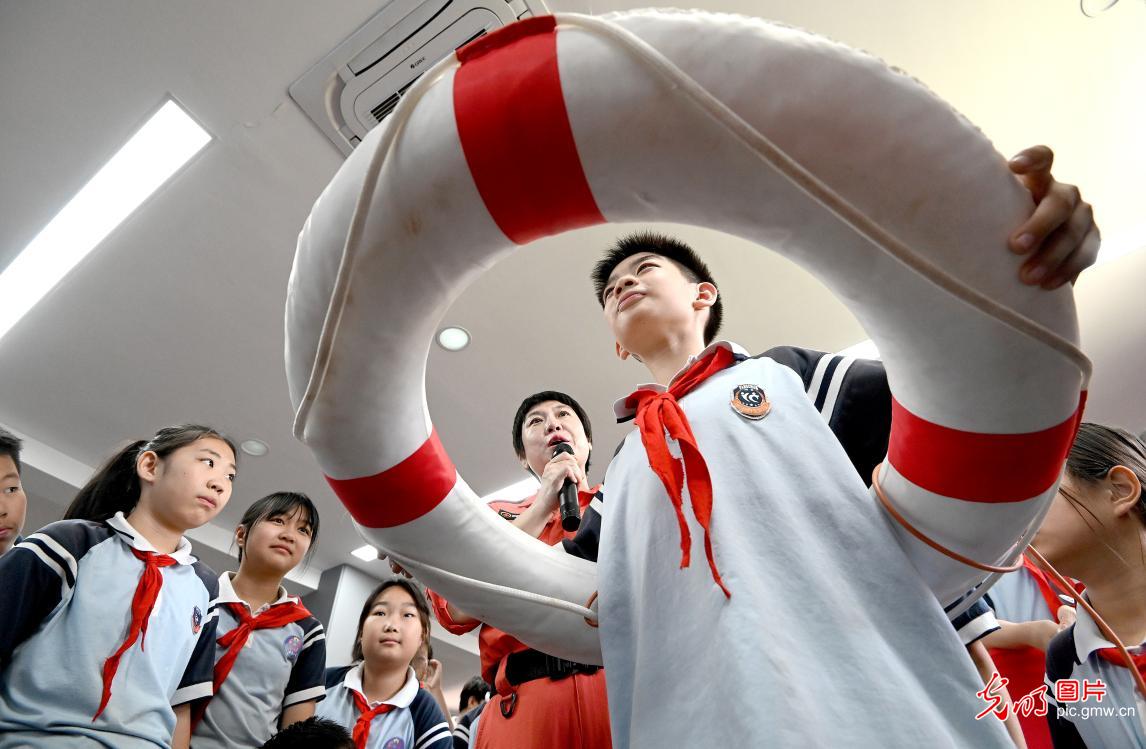 实操趣味学安全 暑期护航全覆盖