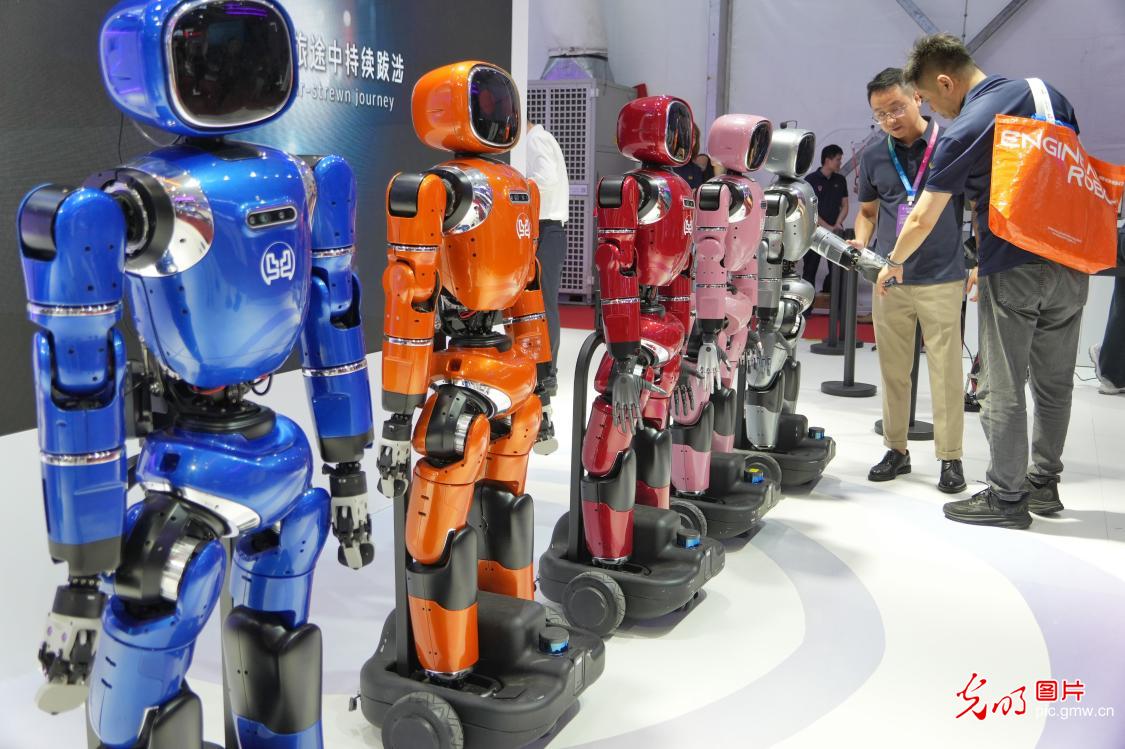 2025世界机器人大会在京开幕 2025世界机器人大会在京开幕