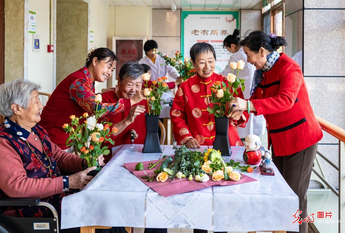 AI绘重阳 寻传统节日的变与不变