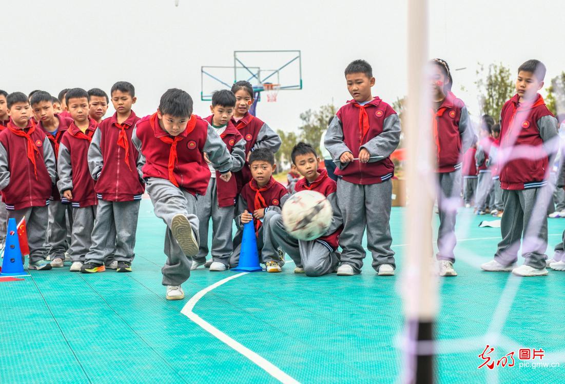 阳光体育 活力校园