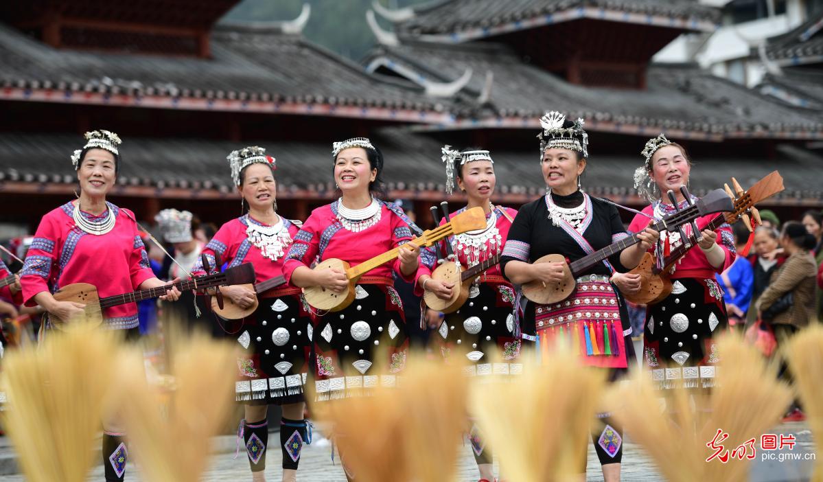 “糯粑节”庆丰收 “糯粑节”庆丰收
