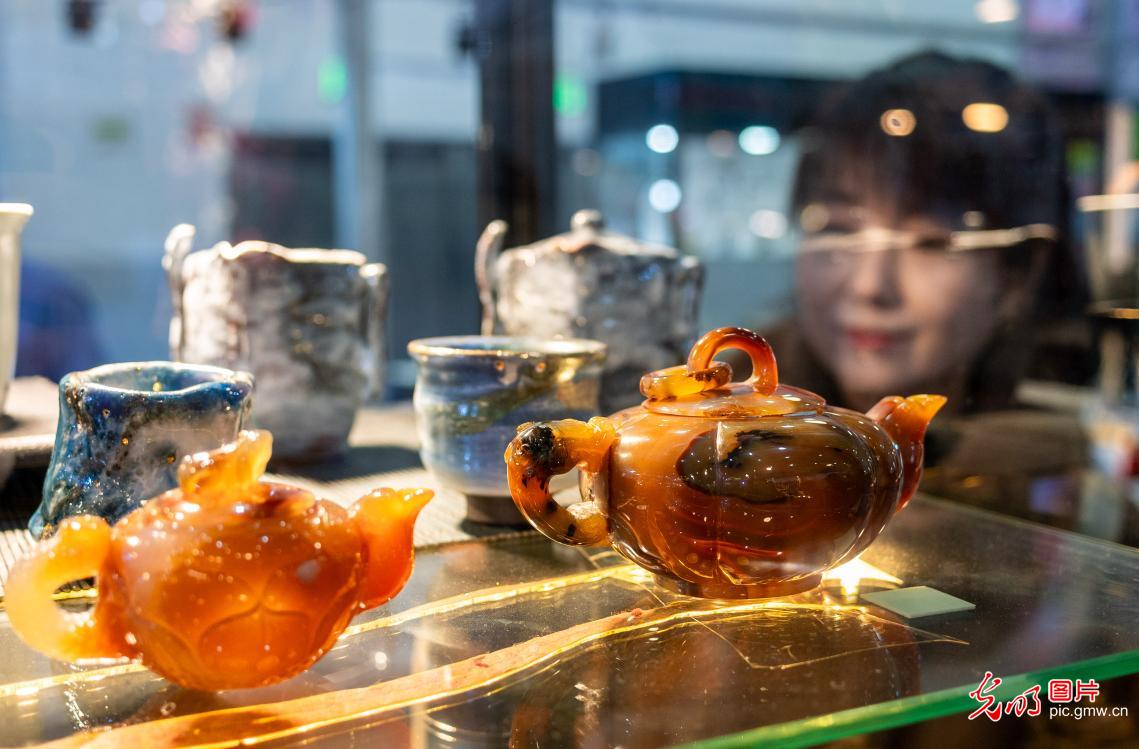 第十三届中国•内蒙古进出口商品博览会在呼和浩特举行