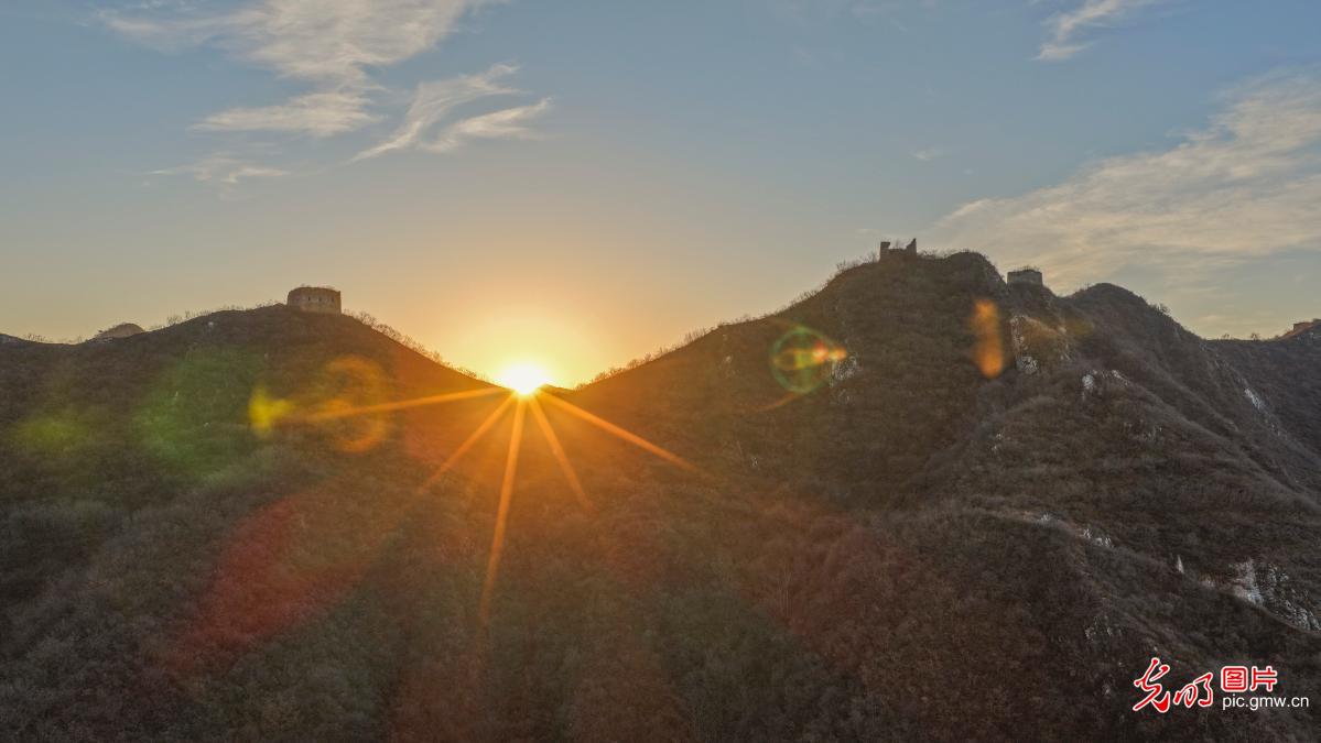 冬日长城 晨景如画