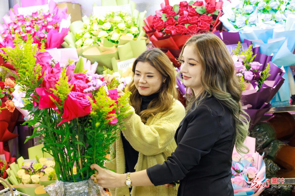 “鲜花经济”点亮冬日生活 “鲜花经济”点亮冬日生活
