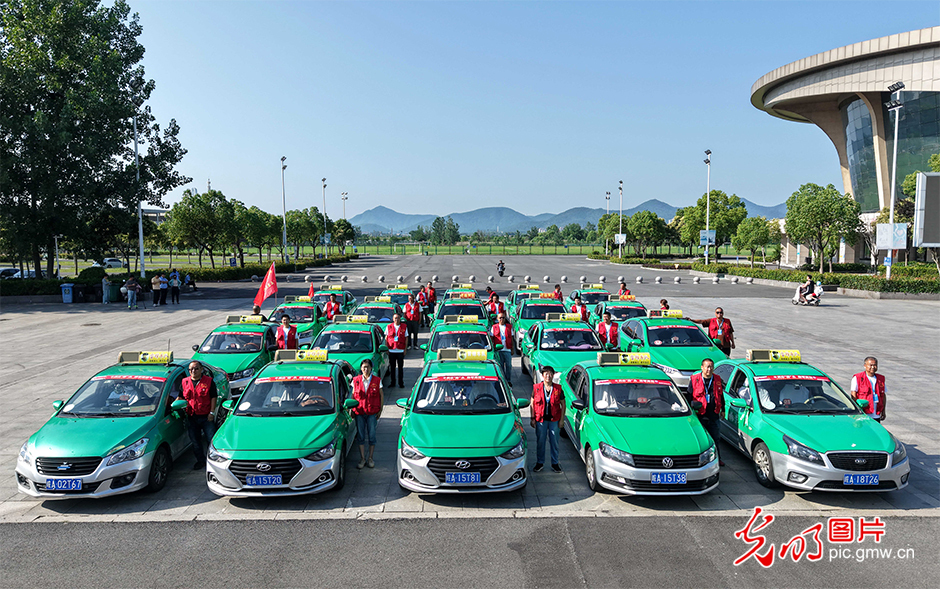 AI动画｜五件暖心事 定格温情时