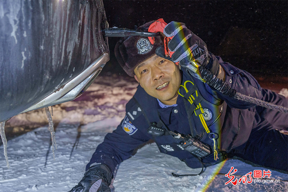 AI动画｜五件暖心事 定格温情时