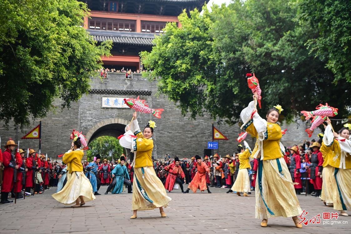 欢天喜地庆新年