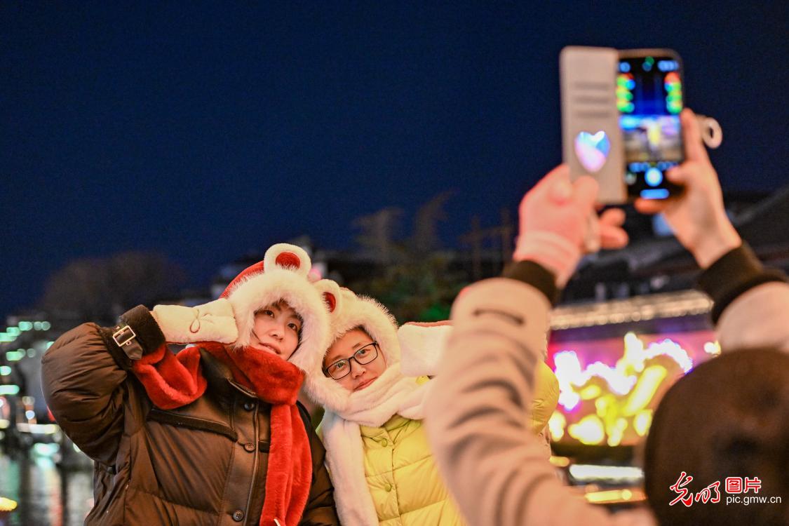 第40届秦淮灯会璀璨亮灯 第40届秦淮灯会璀璨亮灯