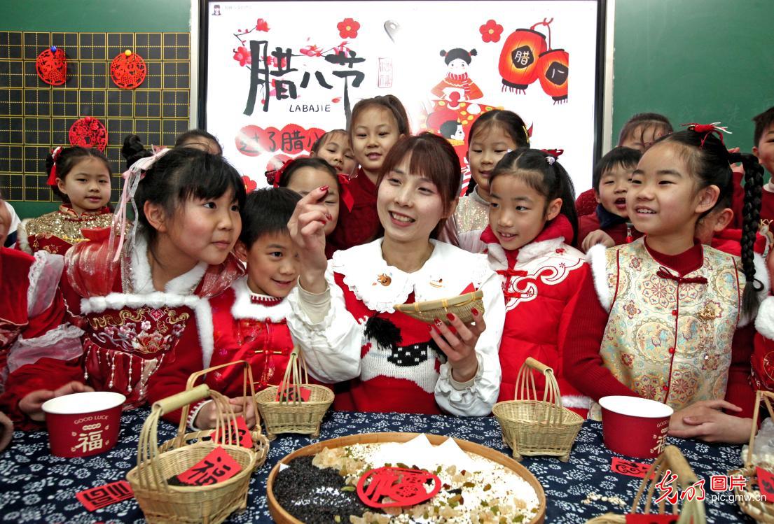 庆腊八 品民俗 迎新年