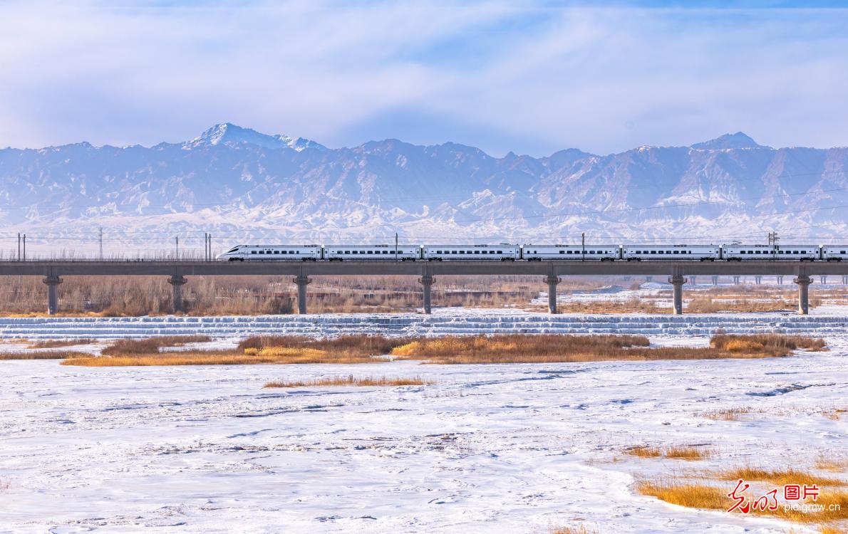 春运赴团圆 一路皆温暖 春运赴团圆 一路皆温暖