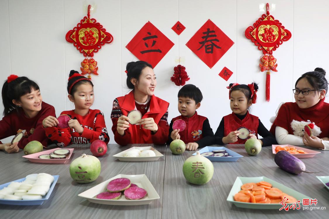 立春风送暖 俗韵满人间