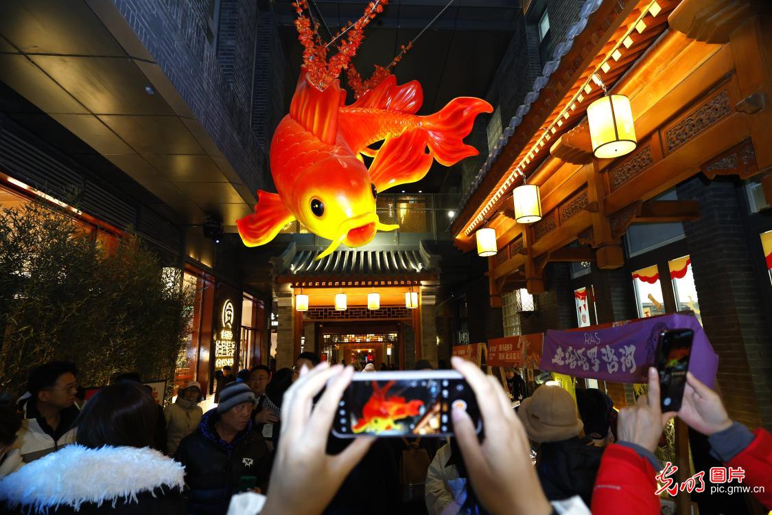 北京坊新春光影引客来