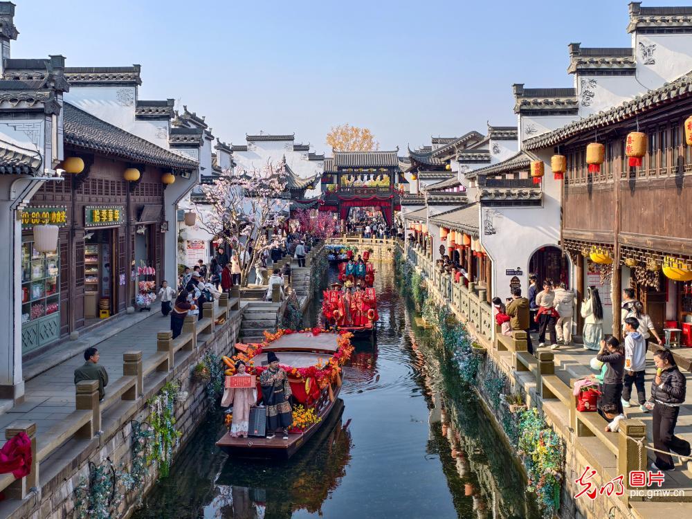 古建迎新春 文旅年味浓