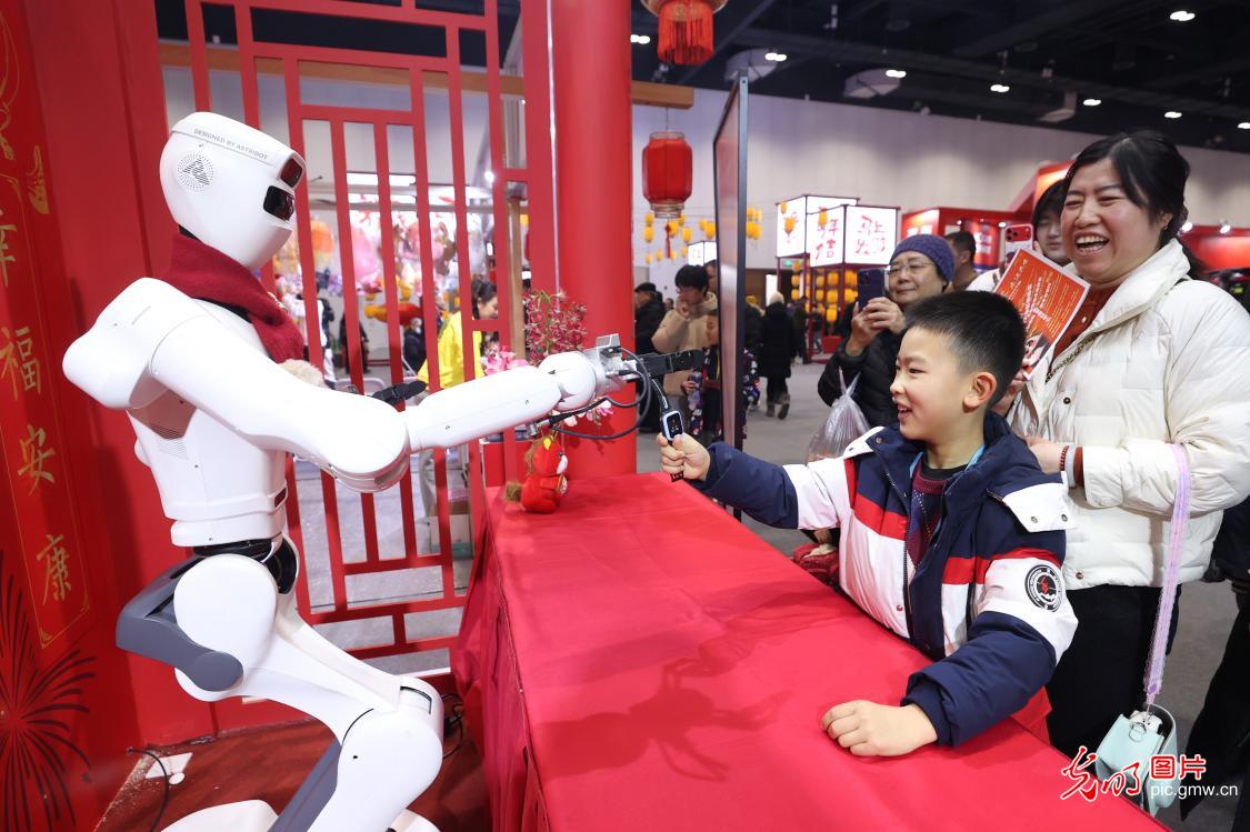 当传统庙会遇上“硬核”科技