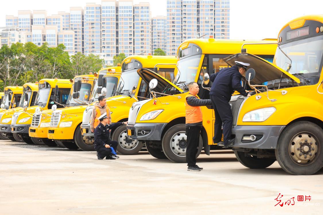 开学筹备正当时 护航学子启新程 开学筹备正当时 护航学子启新程